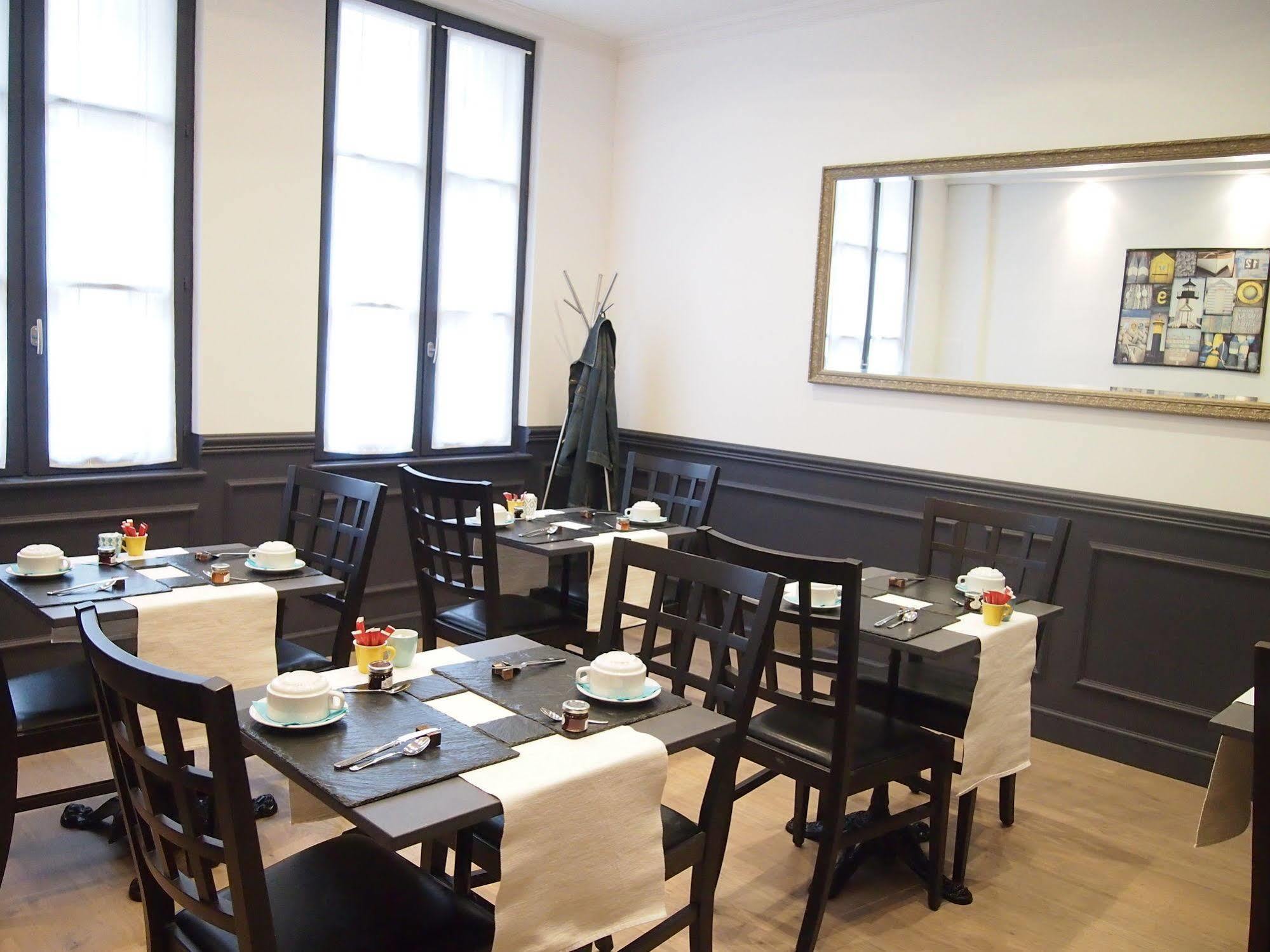 Colbert Hotel 2*
