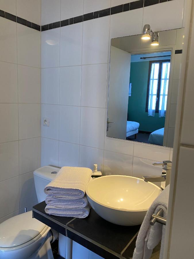 Hotel Colbert Tours